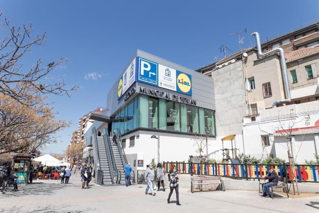 Encantador Apartamento Reformado En Tetuan By Bebalmy Madrid Exterior photo